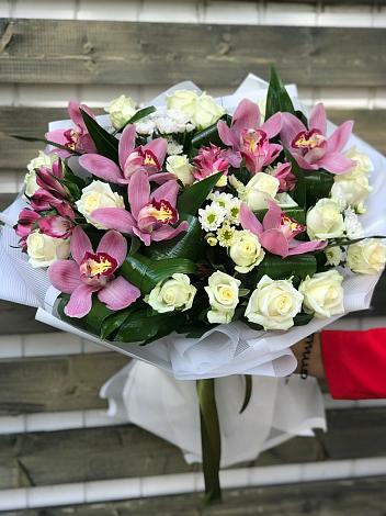 Букет цветов из: Розы и Хризантемы в Просянке