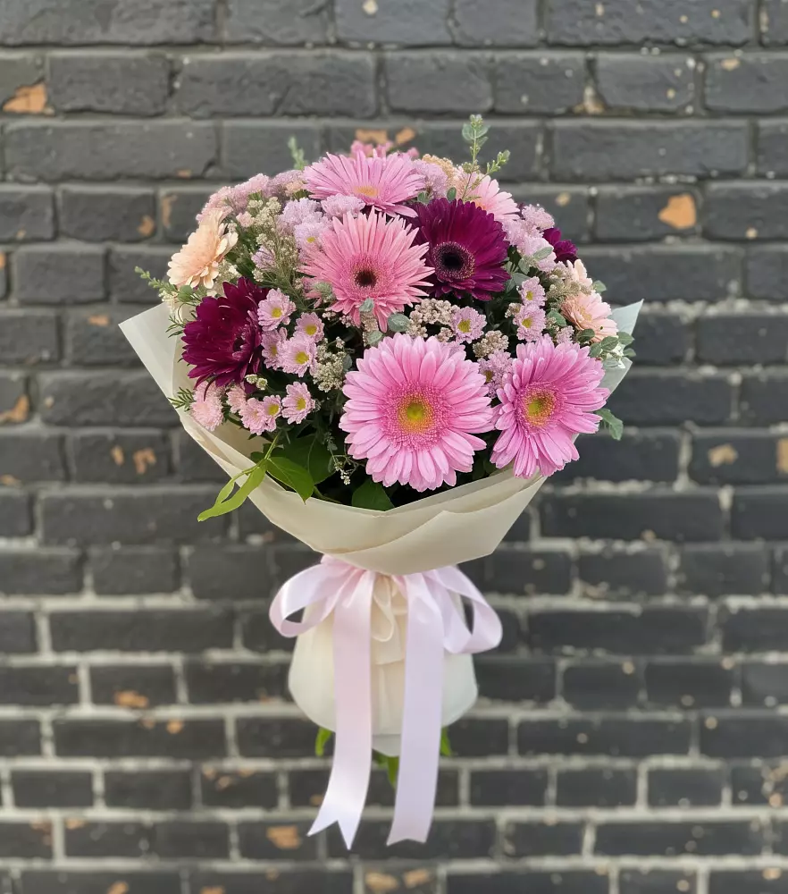 Букет цветов из: Герберы и Хризантемы в Просянке