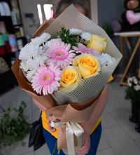 Букет цветов из:  Герберы, Розы и Хризантемы в Просянке