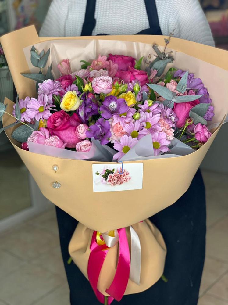 Букет цветов из: Хризантемы, Гвоздики и Альстромерии в Просянке