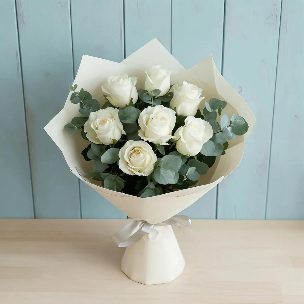 Букет Белые розы в Эвкалипте в Просянке
