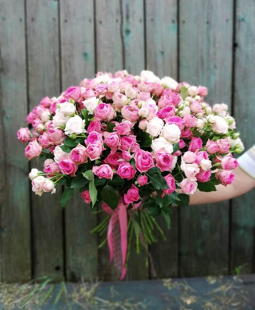 Букет Розовые кустовые розы Натали и Лав Лидия в Просянке