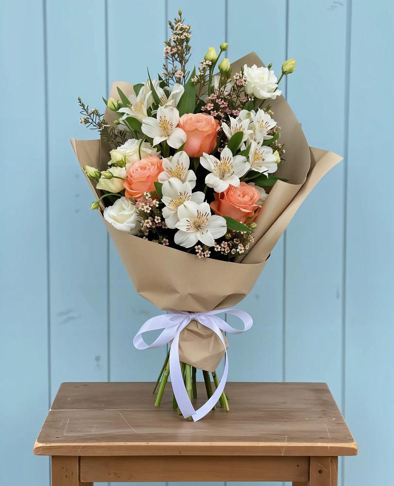 Букет цветов из: Альстромерии, Лизиантусы, Розы и Хризантемы в Просянке